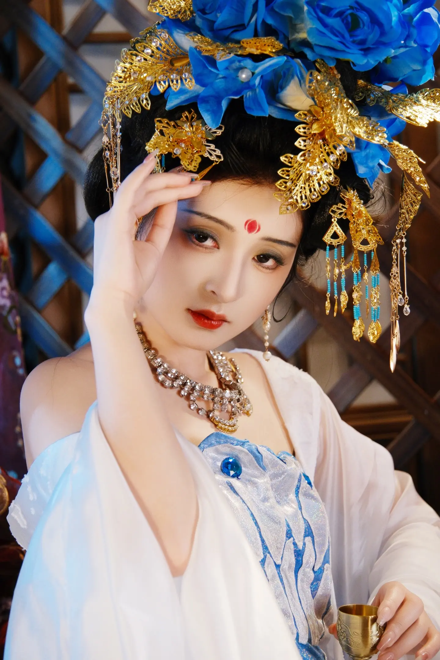 我一见到她就仿佛看到盛世大唐。