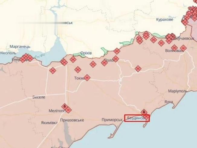 6月30日早，俄占扎波罗热的港口城市别尔江斯克军事管理局报告说，该市区发生11起