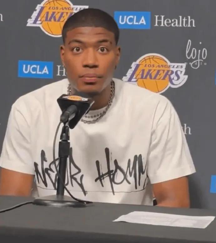 湖人这是内讧了吗？
你以为打NBA最大的敌人，是对手吗？
不，不是的。
首先，他