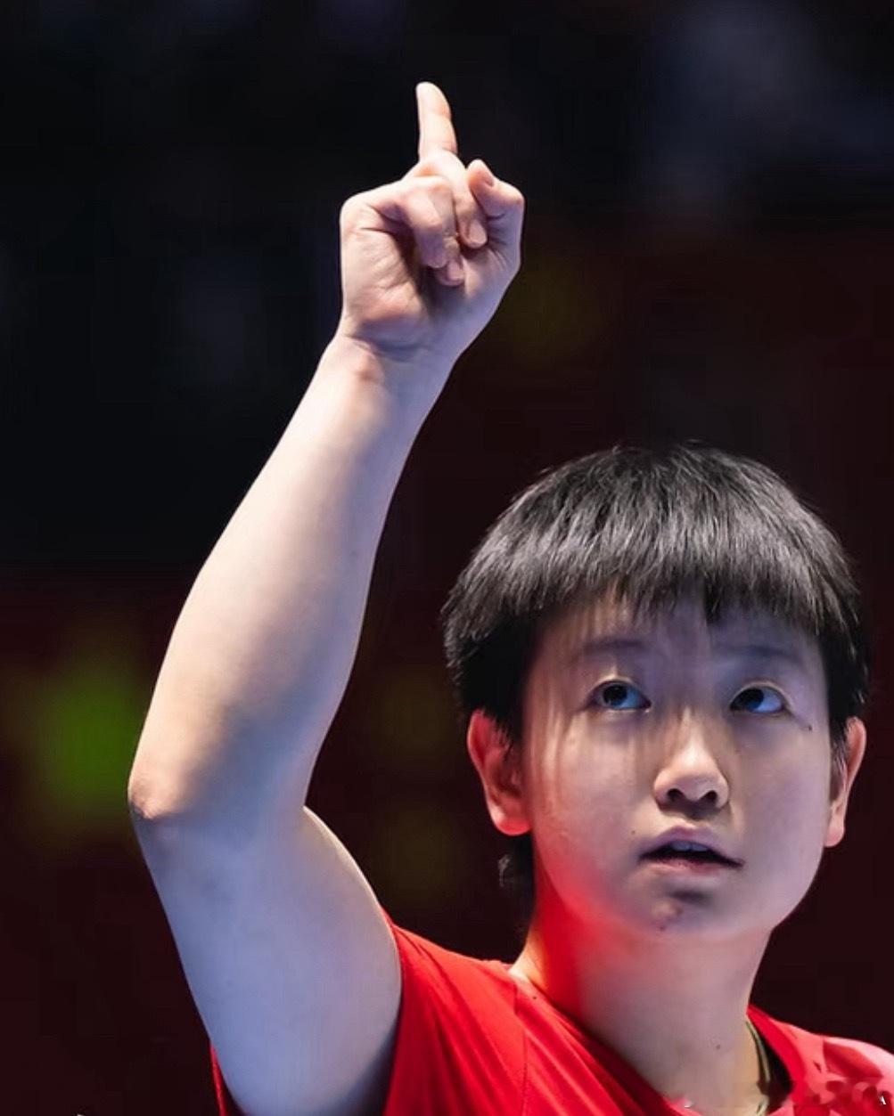 孙颖莎叫自己中国科比孙颖莎在2026年伦敦世乒赛封闭训练期间读完科比自传，被他“