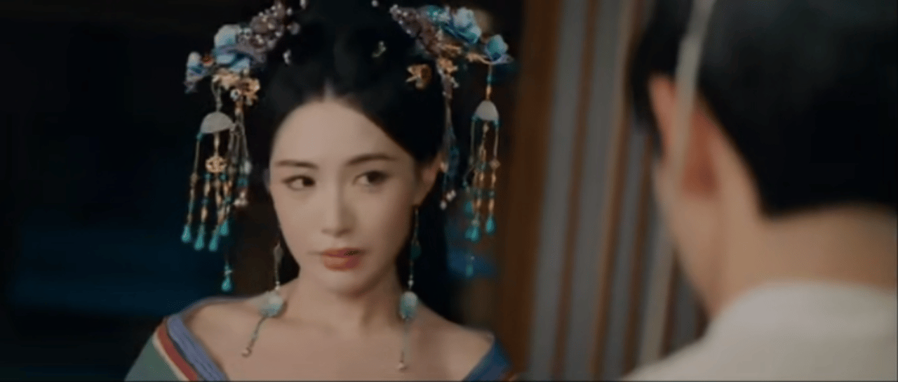 第一次见疯感这么强的短剧 表面是长辈与晚辈的日常，内里是棋手与棋手的生死局。每个