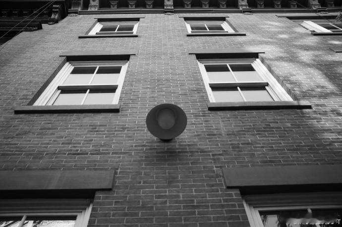 #檀健次摄影新技能get##檀健次留下纽约的帧帧瞬间# ​​​檀健次在纽约街头，