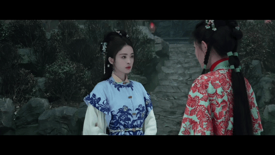 娜扎这一巴掌美强爽娜扎演的荣善宝，那种运筹帷幄的女家主气场太抓人了。在茶商间周旋