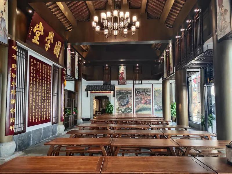 不必为时光焦虑，国学赋予的底气，皆是前行的基石
你是否也时常感到迷茫？觉得自己平