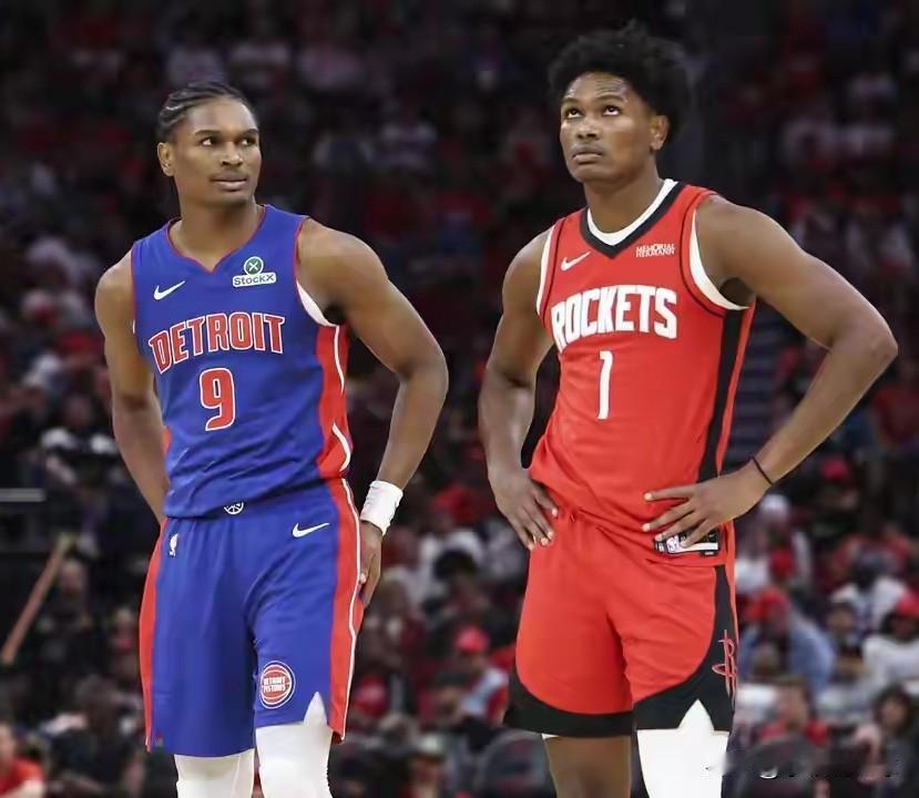 9月19日 ，NBA签约更新：火箭旧将入掘金，阿门兄弟创历史记录:
 
一， 据