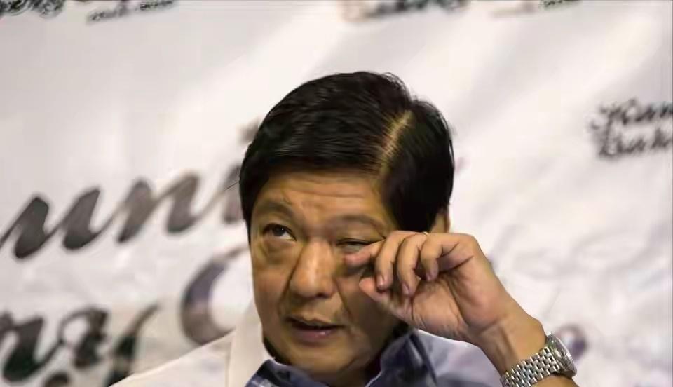 菲律宾政坛这出戏，本质是两大豪门的终极摊牌！马科斯对杜特尔特家族“赶尽杀绝”，不