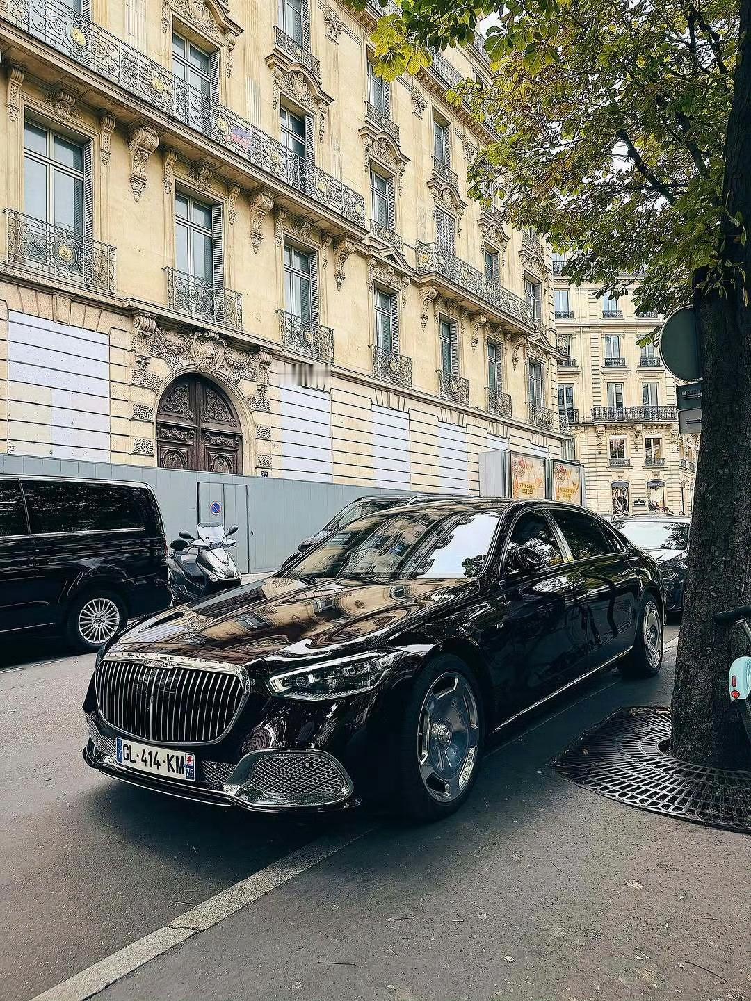 梅赛德斯–MAYBACH S680 