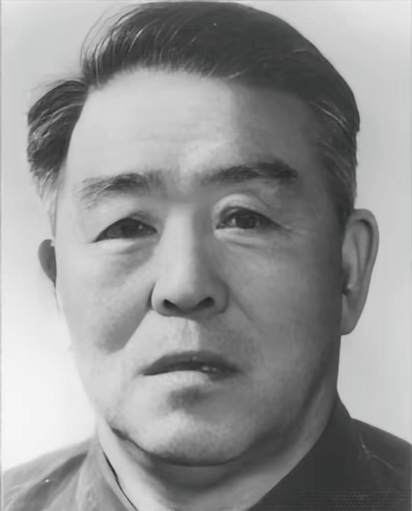 黎玉同志：骑着自行车，为山东抗战播下燎原火种
 
黎玉同志，一个山西人，受党的委