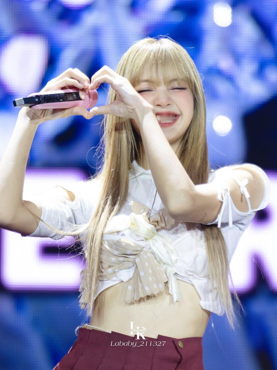 哎一古🥺霞儿这个萌！lisa ​​​