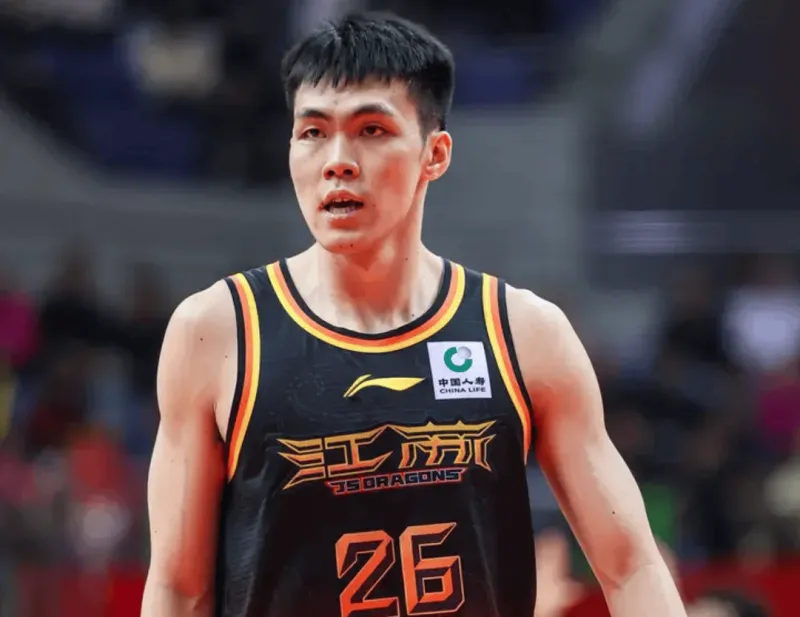 今晚四川vs江苏大名单：庞峥麟、蒋浩然在列，张高铭出战