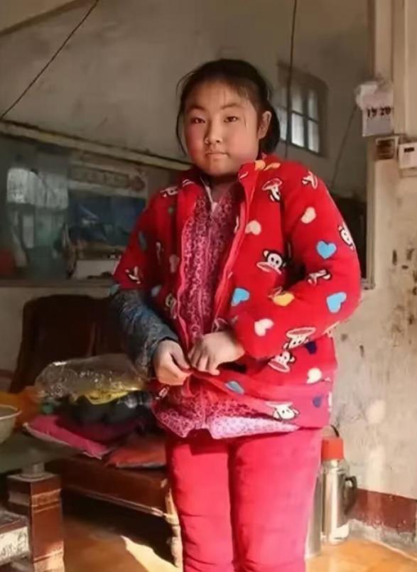 硬核狠人林小满：12年寄人篱下，高考结束即刻进厂，568分逆袭从不是运气

太让