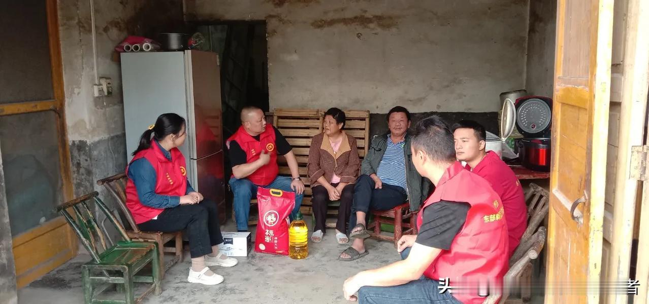 失独不孤独 暖心且关怀——益阳市东部新区志愿者协会开展关爱失独家庭暖心活动

 
