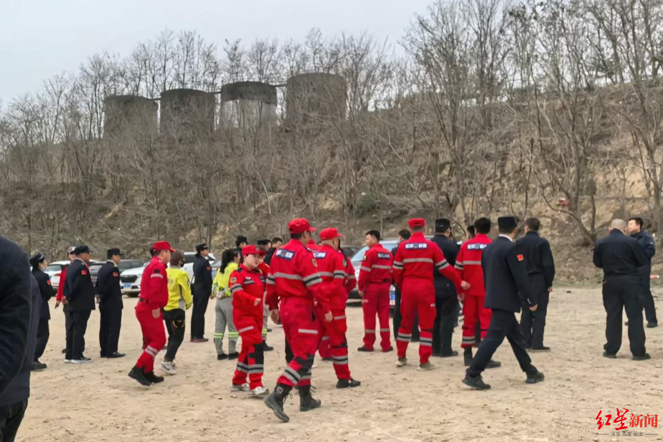 #校车司机聚餐后失联已超300天#【延安一校车司机聚餐后失联超300天仍无踪迹 