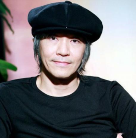2009年，《建国大业》已经拍到后期，但周星驰真的很希望自己能够参演，于是就给韩