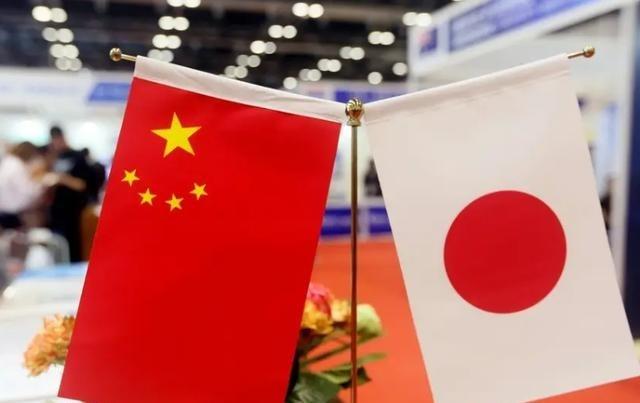 中日对峙升温，日本若借台海试探红线，中国真正要防的是误判失控

台海的风浪，已经