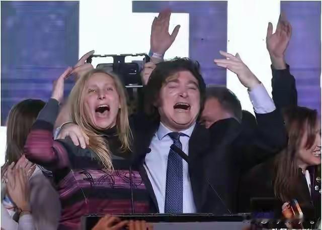 阿根廷：四块牛肉的三块都卖给了中国！

近日，米莱在达沃斯对着镜头说，他不在中国