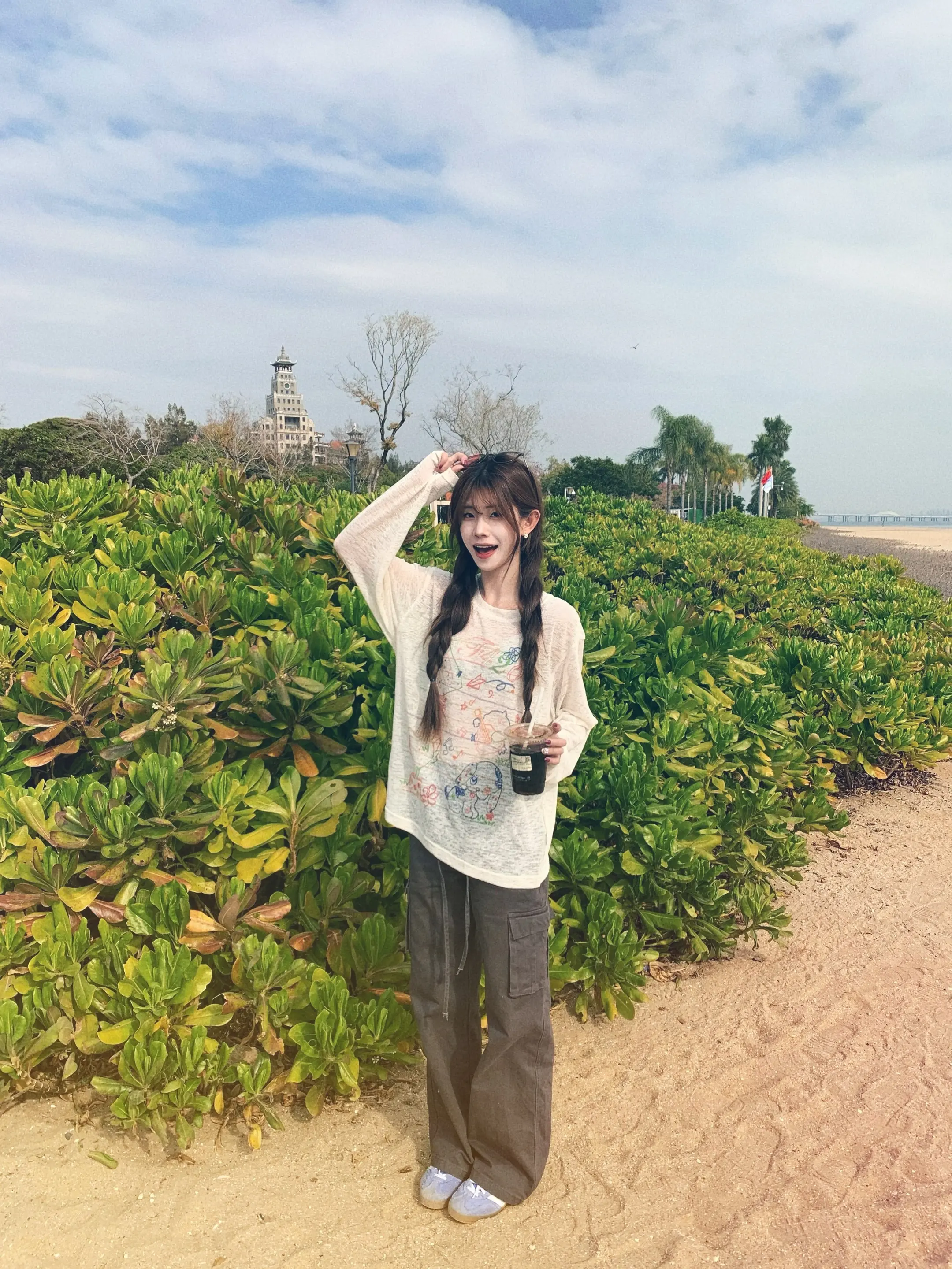 亲爱的 在你心里 我是否还是初见时可爱的形象