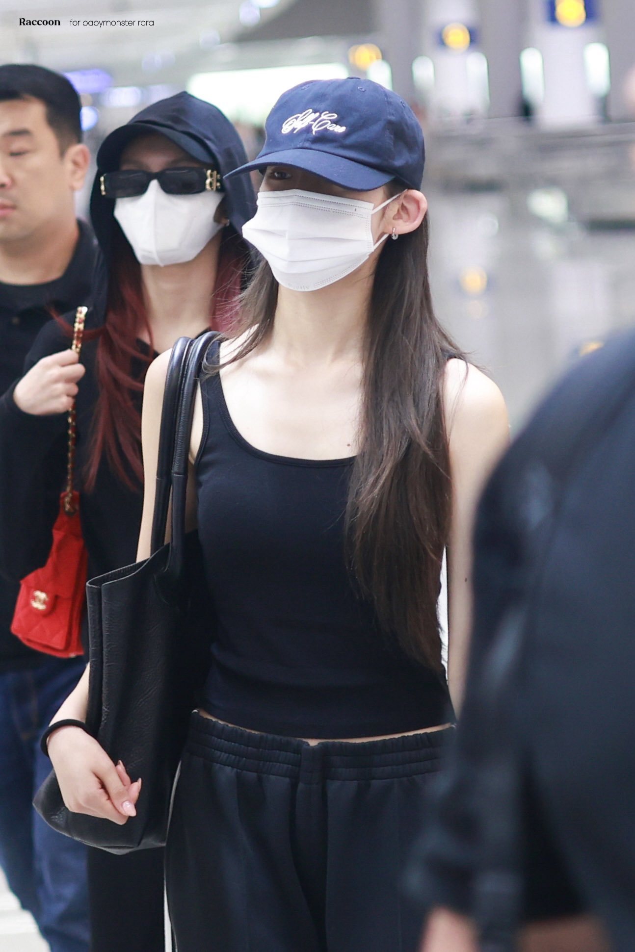 260831 宝贝回韩国了 好好休息😴©️​​​