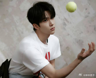 余承恩工作室回应 工作室开启自查模式，粉丝们开启理智追星模式。追余承恩，用理智的