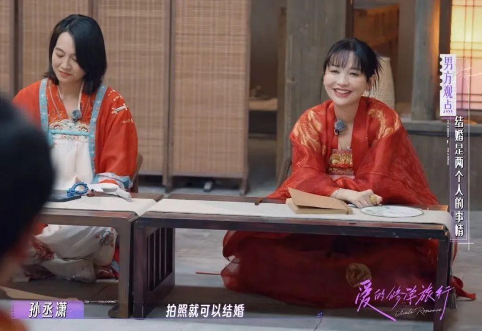 看了朱丹和金莎，才知道可爱女人和成熟女人的区别，不只是看脸！
朱丹和金莎都是娱乐