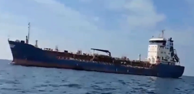 美军扣押一艘巨型油轮后，中方火速发出严厉警告，果不其然白宫很快收到噩耗！最近，在