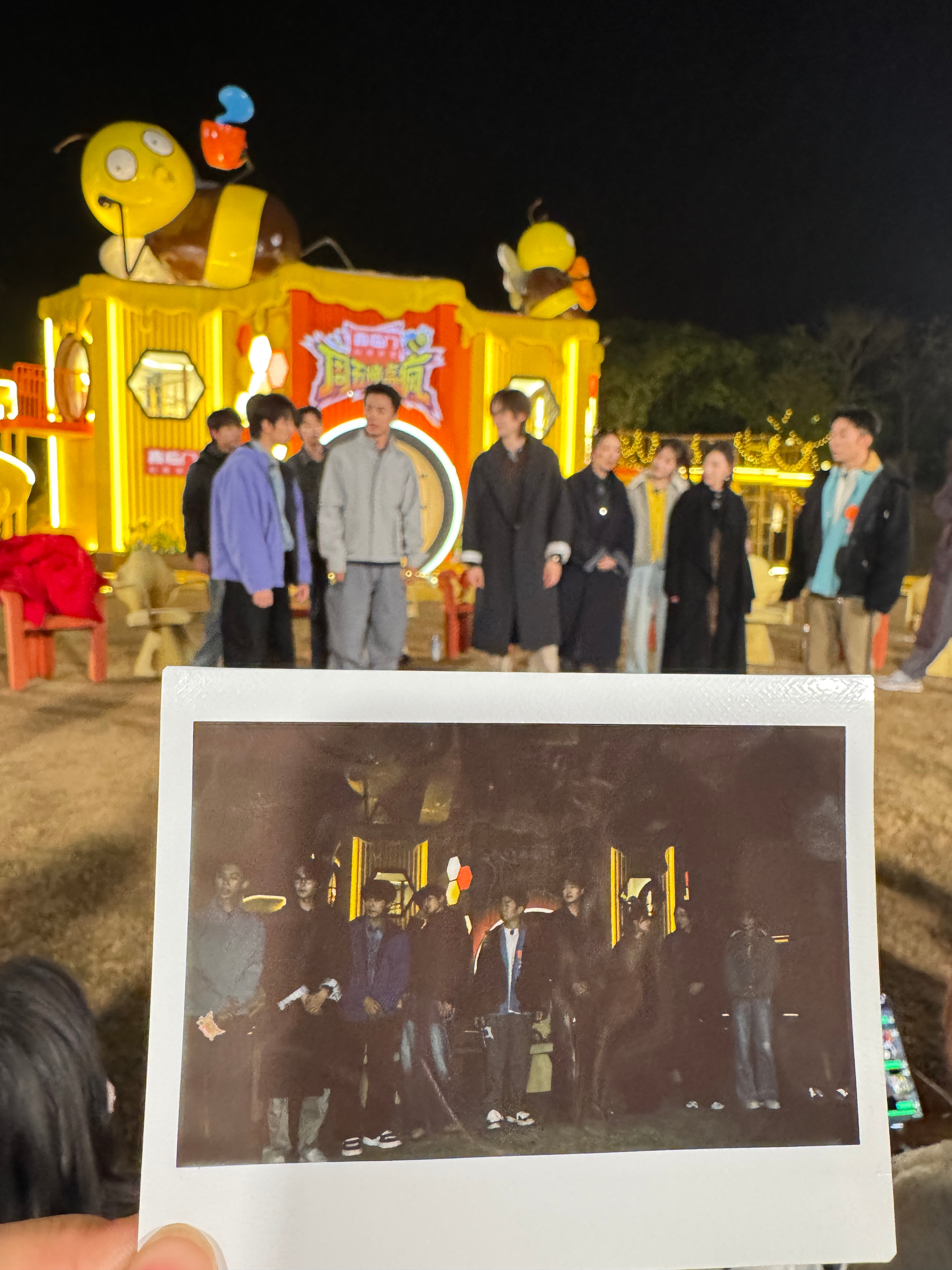 有喜欢魏大勋穆祉丞的么 转发里抽个宝送现场拍立得