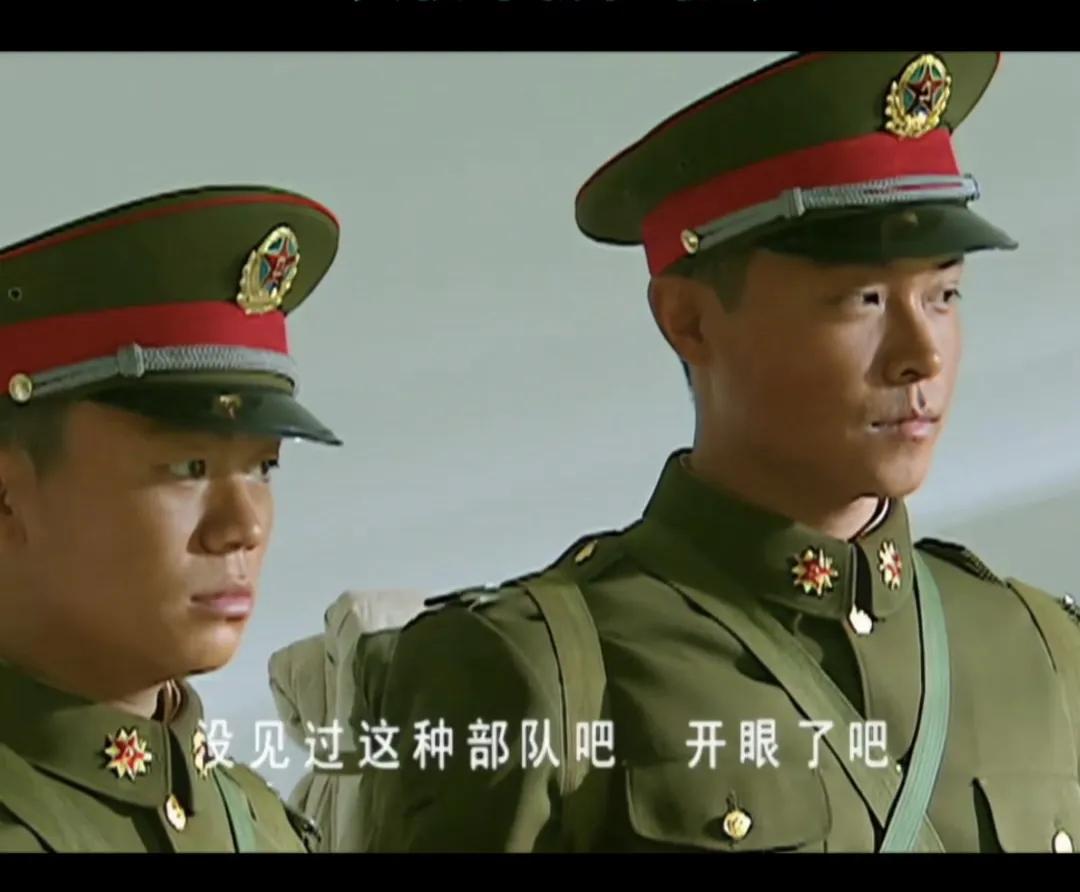 《士兵突击》大概是有史以来最好的军旅电视剧。

剧里许三多说过：将一件简单的事情