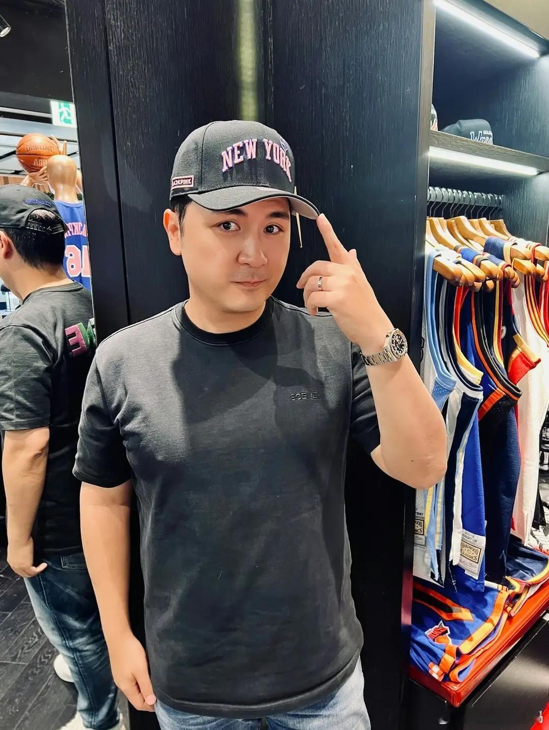 李泳豪回应软禁李家鼎，不满父亲不断给钱哥哥，五个月花销16.6万！ 