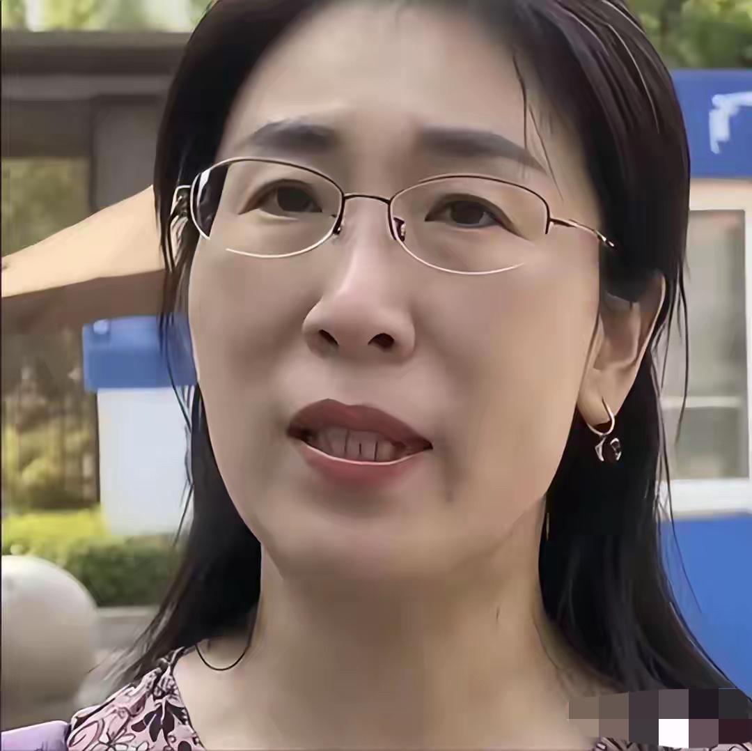 谁也没料到胚胎案会走到这一步，矛盾已经从感情财产纠葛，延伸到隐私权的博弈。

曹