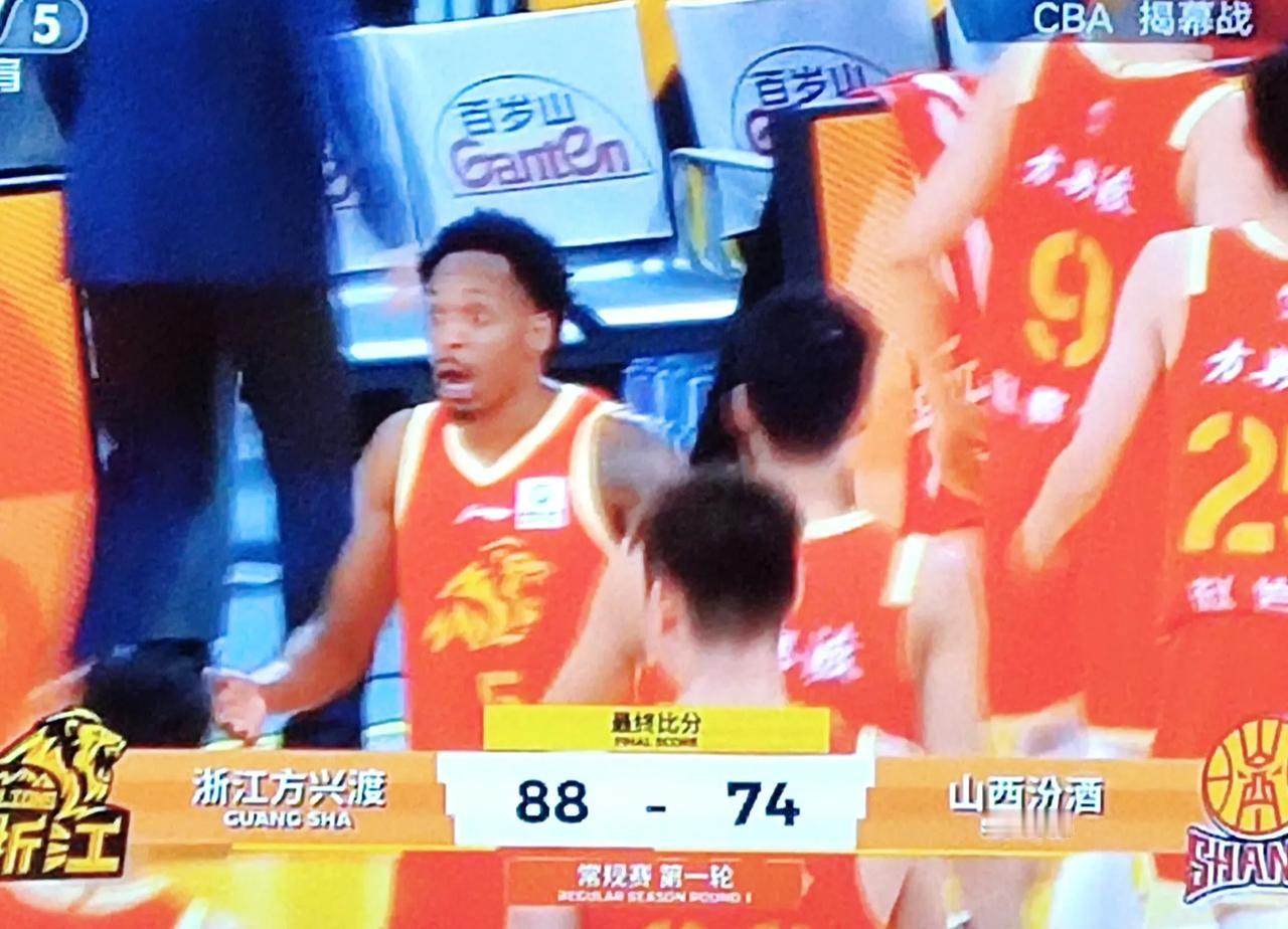 揭幕战广厦打山西，以上赛季常规赛排名来论，本场比赛就好比“隋唐演义”里面的李元霸