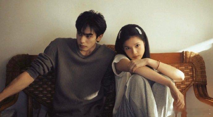 张婧仪宋威龙张婧仪何瑞贤野狗骨头修罗场野狗骨头 妹妹醋意满满疯狂套话，情敌身份摆