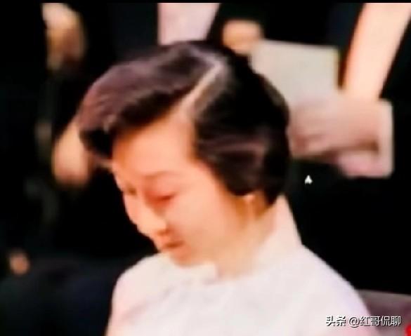杨振宁第一任妻子杜致礼，原来是西北陕西人，1929年1月21日出生于陕西省米脂县