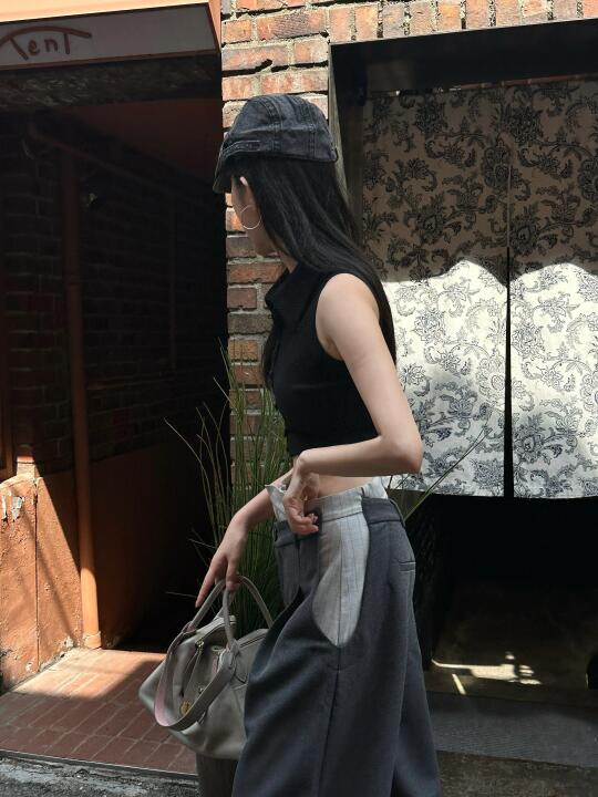 别紧张 我又不是什么好人