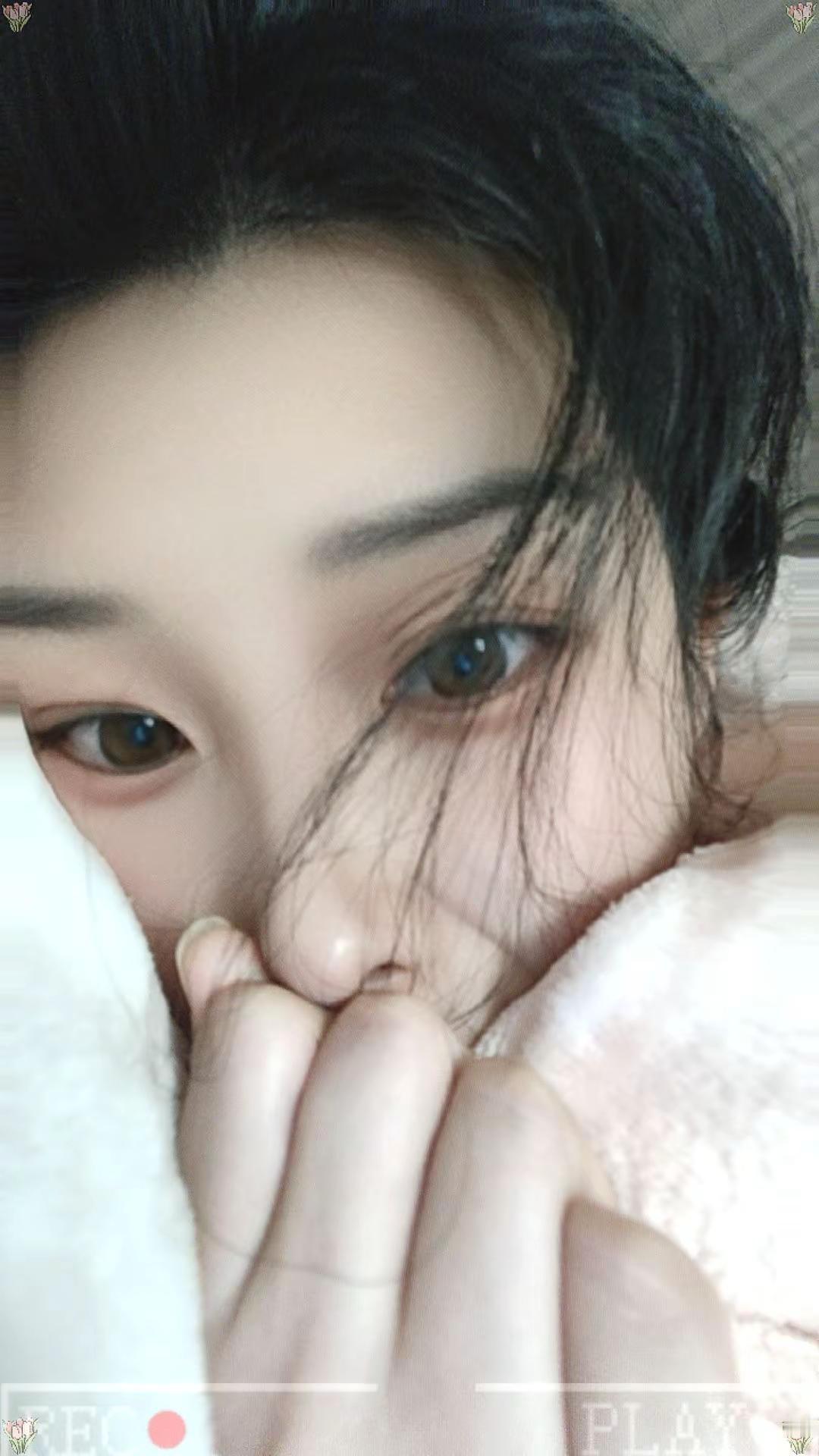 在这进退两难的世道，在权衡利弊面前人人皆输…