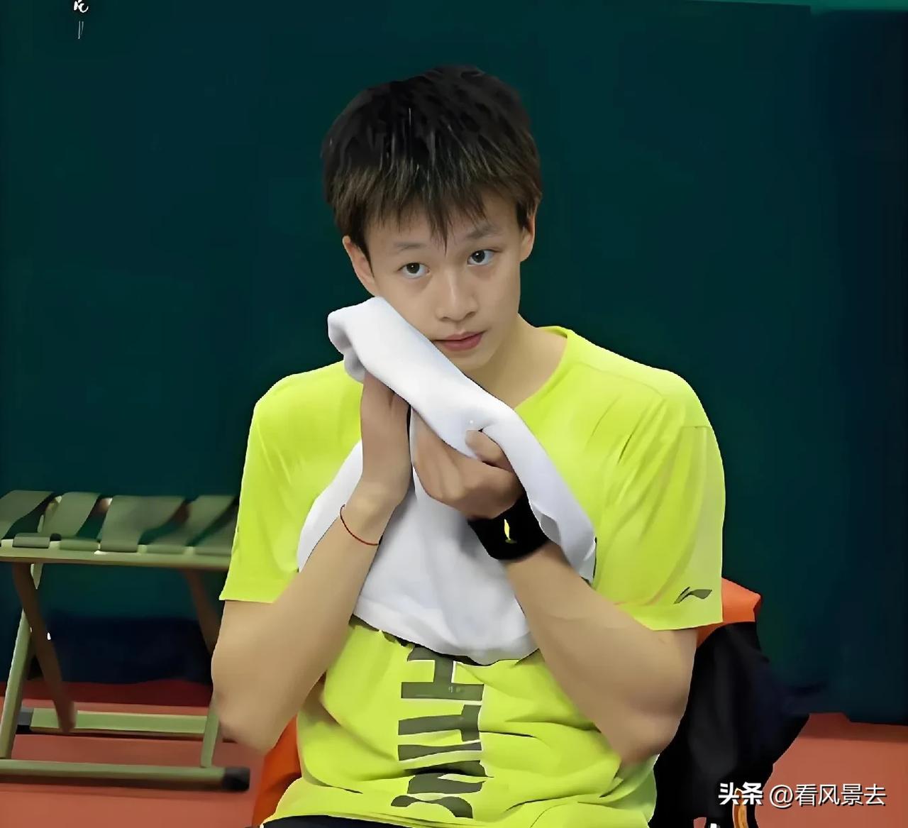 林高远年年退年年在，战绩虽淡，精神永燃

在乒乓球的世界里，林高远就像是一位不屈