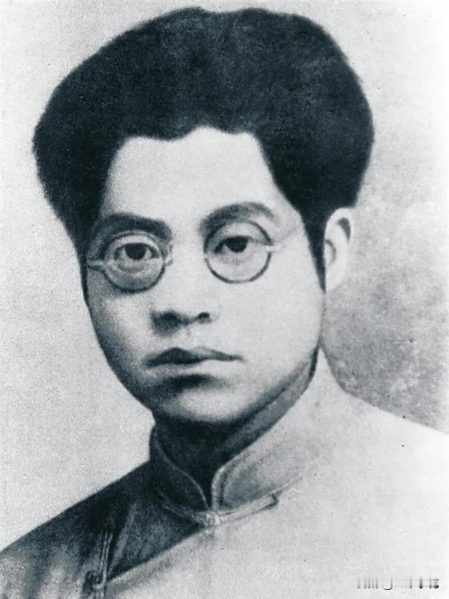 1949年夏明翰女儿在刑场祭父，毛主席看报后急电李先念：把她找出来继承父志！
 