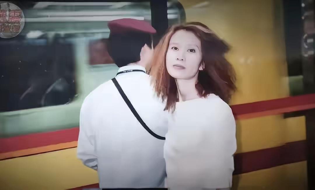 有个叫木子美的跳出来踩全红婵，真是蹭流无底线啊！
 
原本，长期在微信群辱骂全红