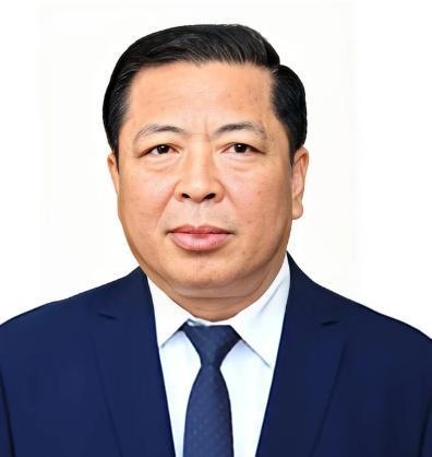 越南建设部部长陈宏明，近期忧心忡忡地表示，如果越南南北高铁项目，今年内无法顺利动