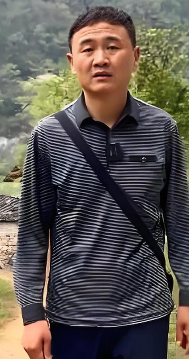 湖南又出了一个中国好人，它的名字叫做毛小欣！湖南常德人。
 
毛小欣是常德石门县