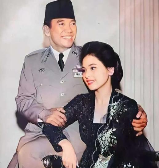 1959年，印尼总统秘密访日，日本人知道他好色，专门为他安排了一名19岁的绝色艺