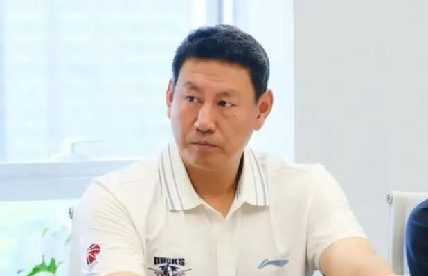 李楠结束禁赛，将在北京男篮辅导许利民指导

时间过得好快啊，李楠指导的三年禁赛结