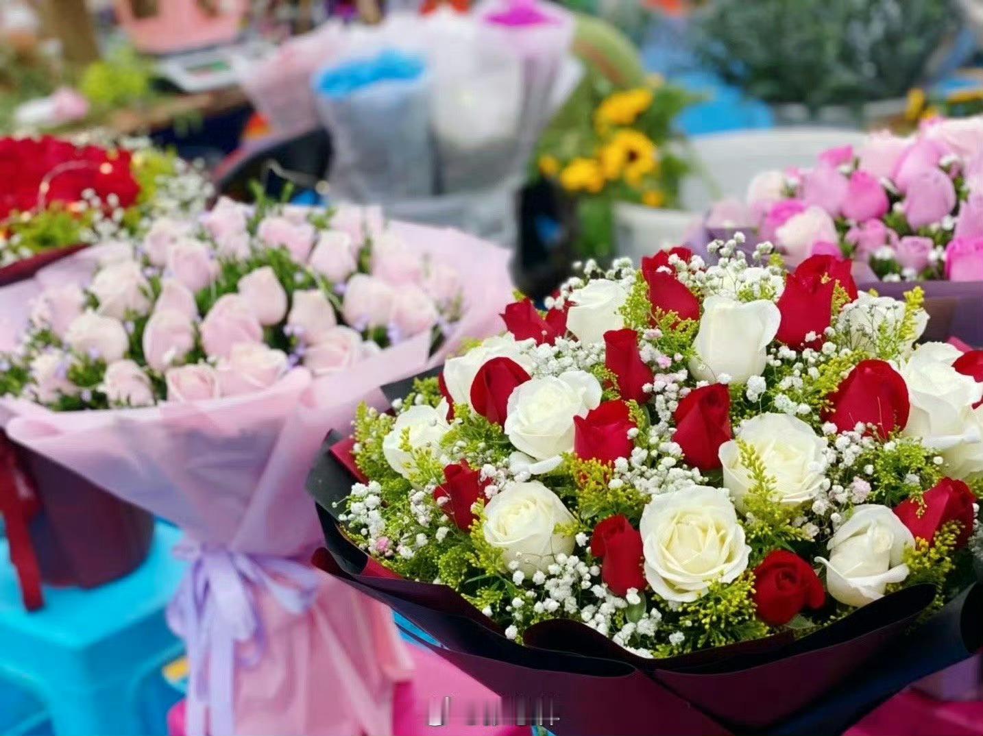 情人节把爱人当情人，家里才会充满温馨与欢乐，这才是最踏实长久的幸福……❤️人生记