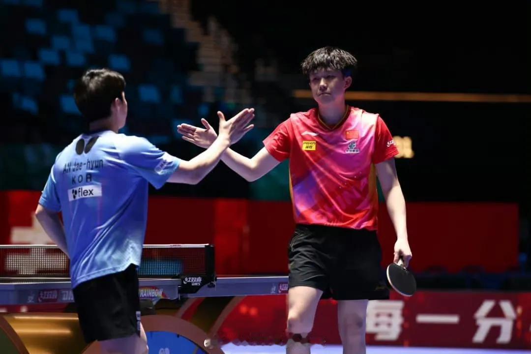 林高远、王楚钦仅一分之差险胜对手！2024年澳门国际乒联男子世界杯小组赛首轮全部