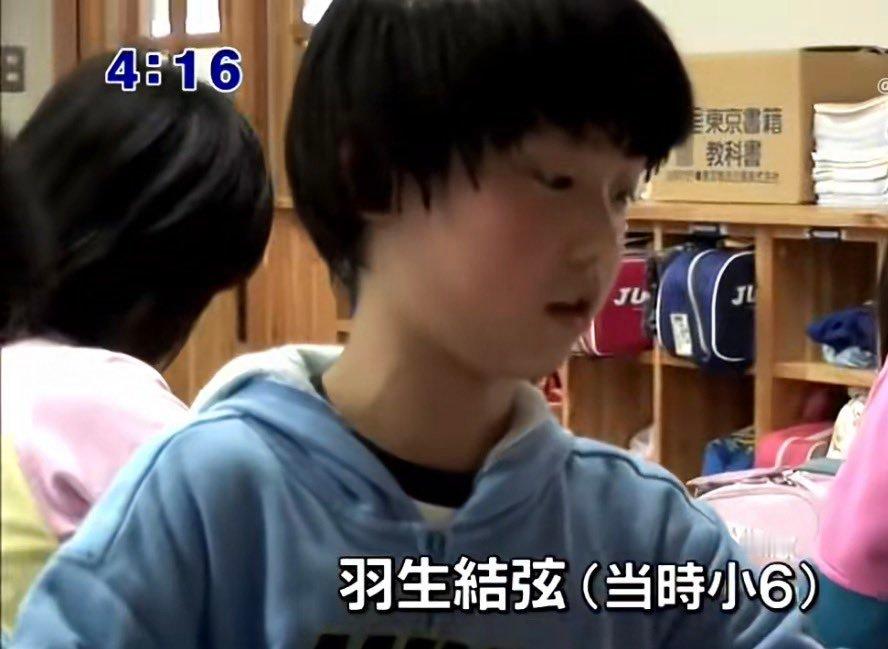 我是真觉得老四小时候好萌，好想宝一下这个蘑菇头 