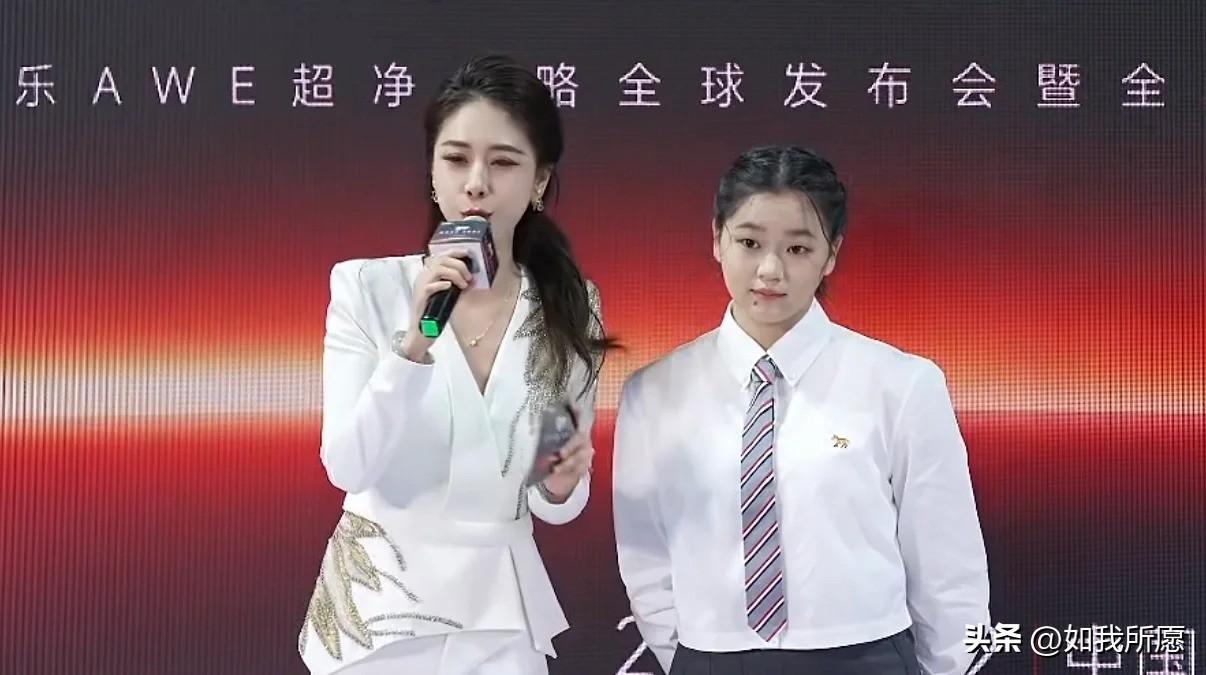 全红婵这波代言，
真是上演了一出
“水花消失术”的商占版！

万家乐刚官宣她是首