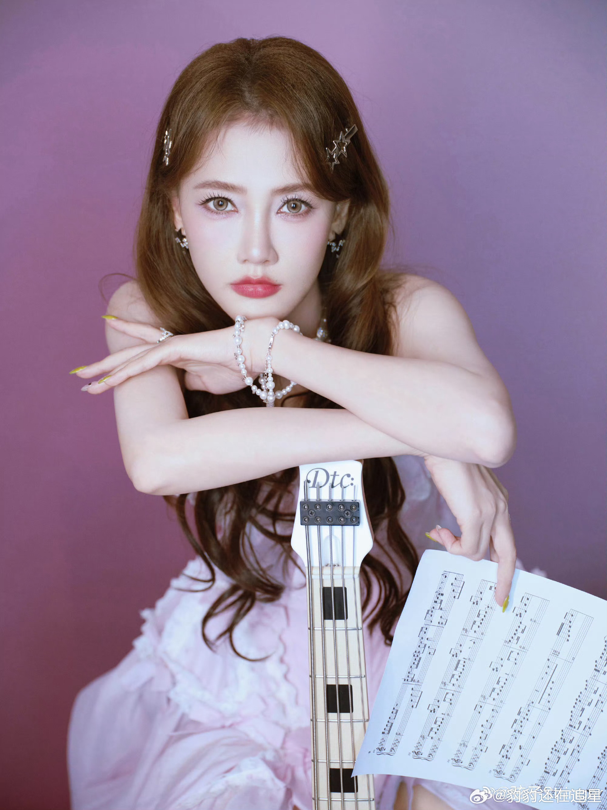弦子失物招领巡回演唱会以最不绕弯子，最不拐弯抹角的方式告诉你，弦子失物招领巡回演