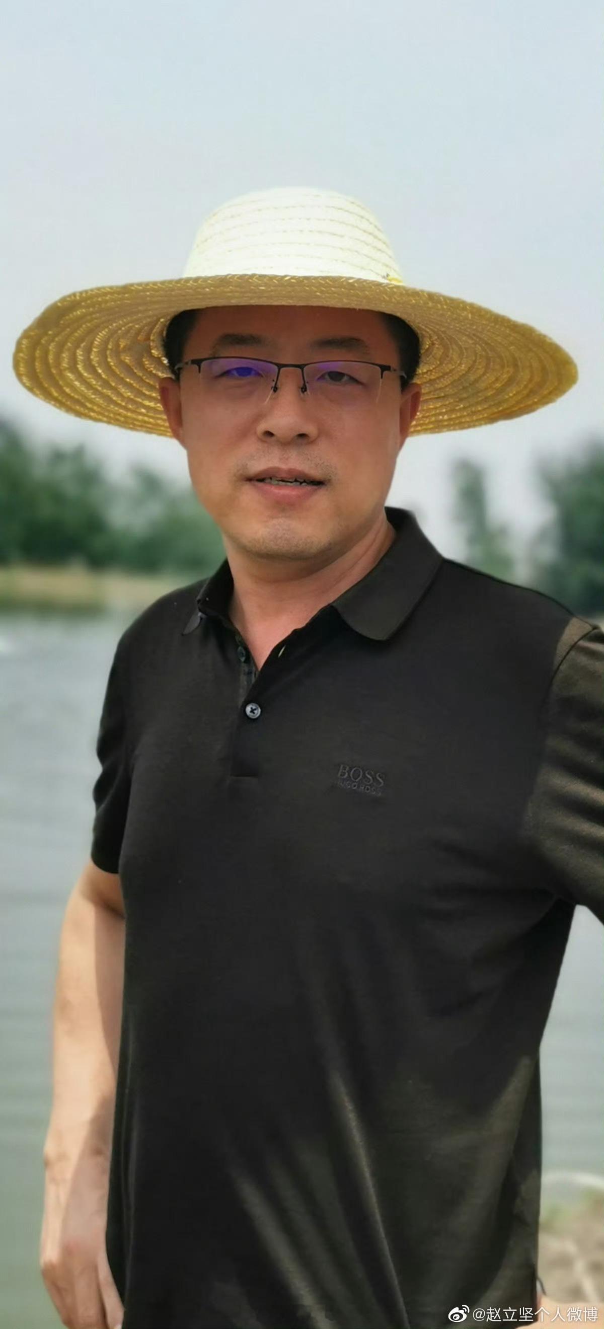 [给你小心心][奶牛猫]星期六 [猪头] 八月初二 [鲜花]9月12日🌞  [