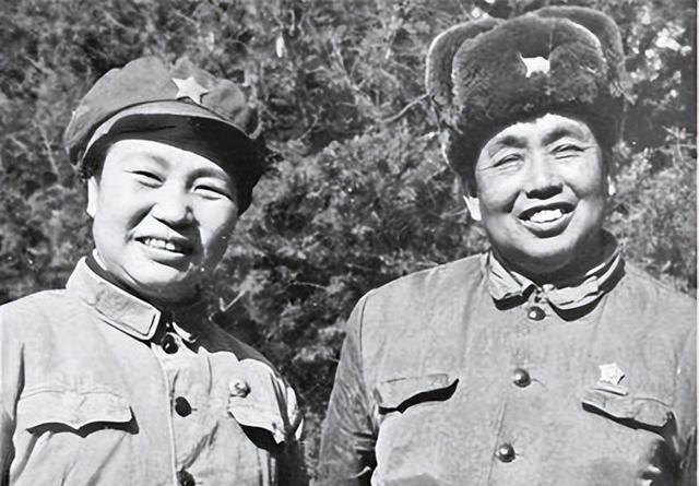 1943年，新婚之夜，37岁的许世友，对着19岁的新婚妻子说了一句话，然后拔枪对