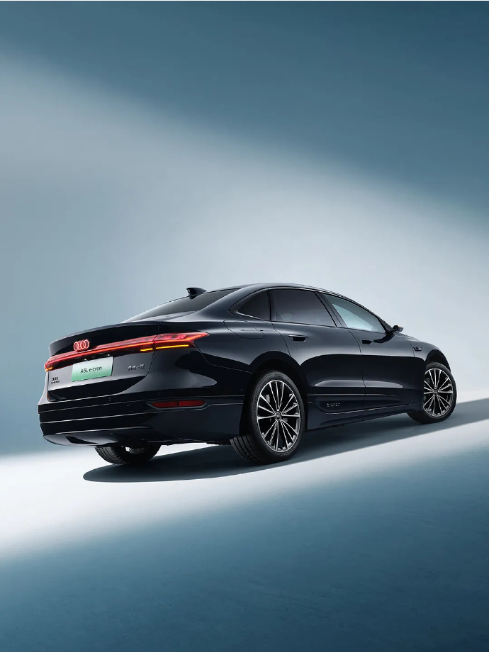 一汽奥迪智电科技日暨新品发布会于长春举办，奥迪A6Letron 上市，起售价30