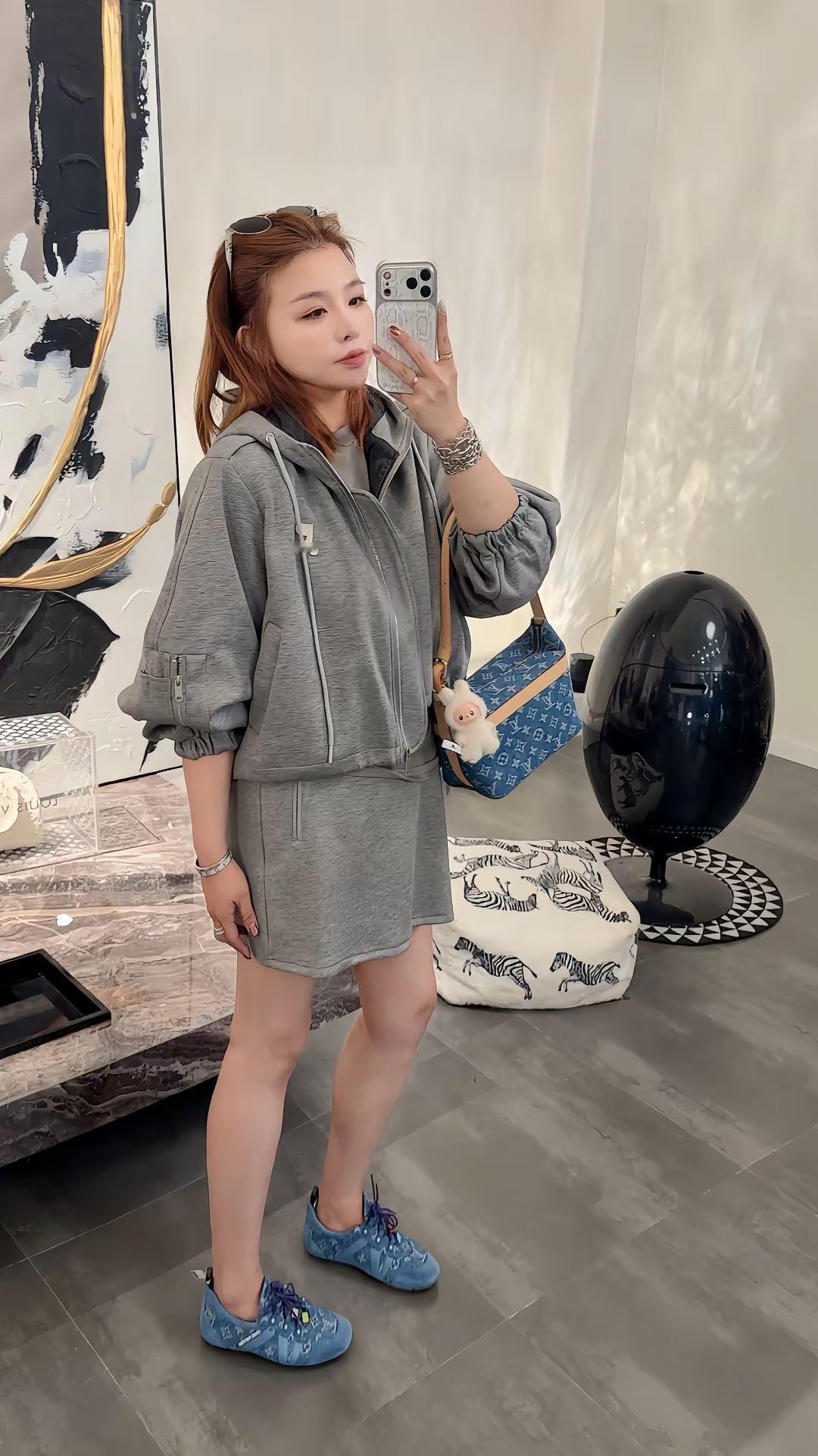 女生靠自己或许不会很轻松 但一定自由大码穿搭 大码女装